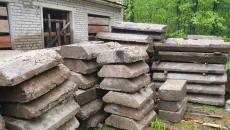 Плиты, блоки, кирпич б/у