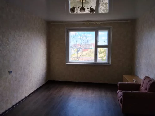 1 комнатную квартиру на длительный срок