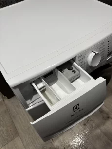 Стиральная машина Electrolux под ремонт / запчасти
