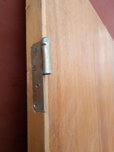 Дверь входная деревянная (дубовый шпон)