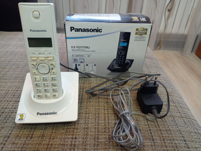 Радиотелефон Panasonic KX-TG1711 White