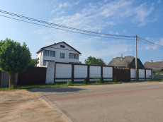 Здание жилое (жилой дом и офисы) по ул. Октябрьской