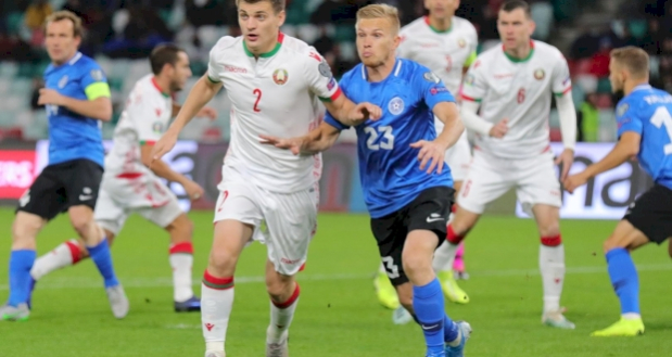 Матч с Эстонией на грани срыва: игроки сборной и главный тренер на самоизоляции