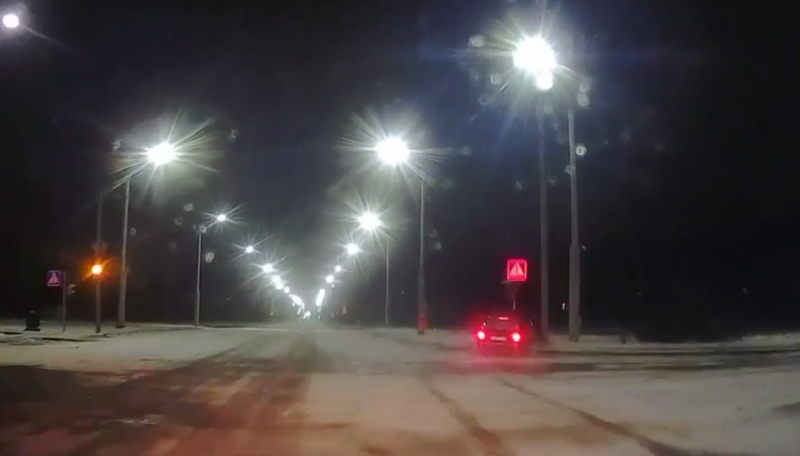 В Бобруйске пьяный водитель попытался скрыться от ГАИ и въехал в дорожный знак.