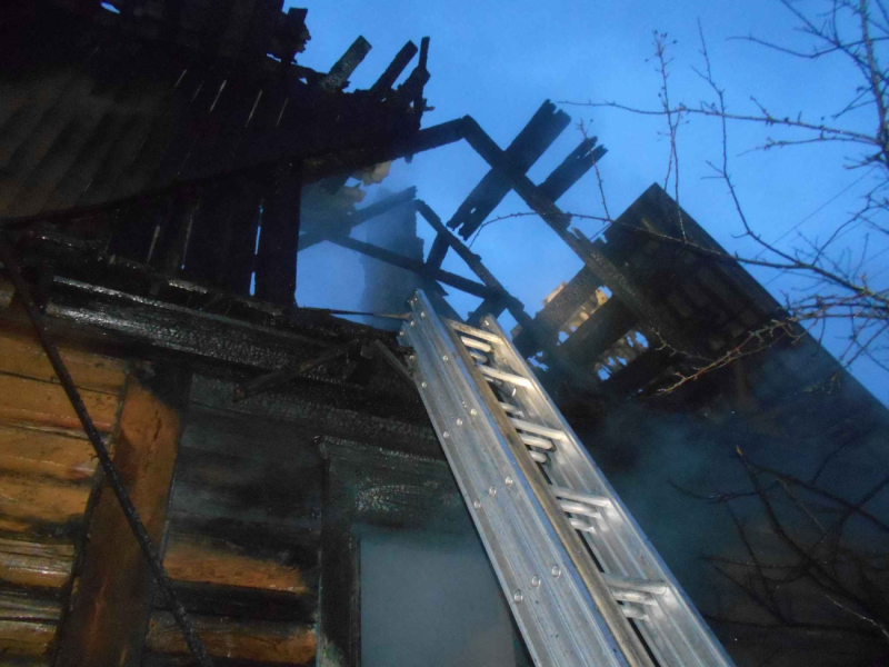 На улице Мозырской в Бобруйске горел дом