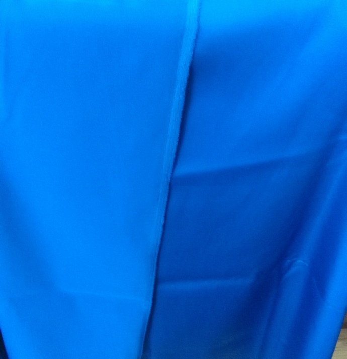 Отрезы ткани (2 шт.) : креп атлас и костюмной