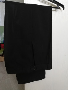Чёрный костюм тройка на рост 156-166 см