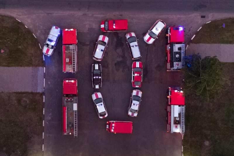 Бобруйские спасатели поздравляют с Днём пожарной службы