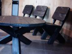 Мебель ручной работы из массива дерева