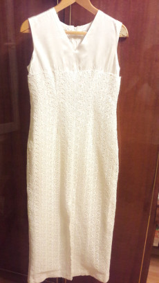 Платье женское белое длинное