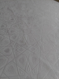 Скатерть белая для овального стола, грязеотталкивающая ткань