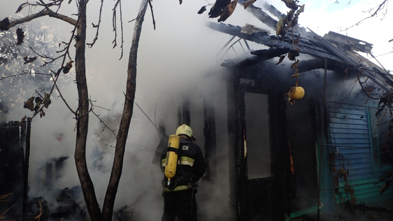 Горели автомобиль и дачный дом: обзор пожаров за начало октября в Бобруйске и Бобруйском районе