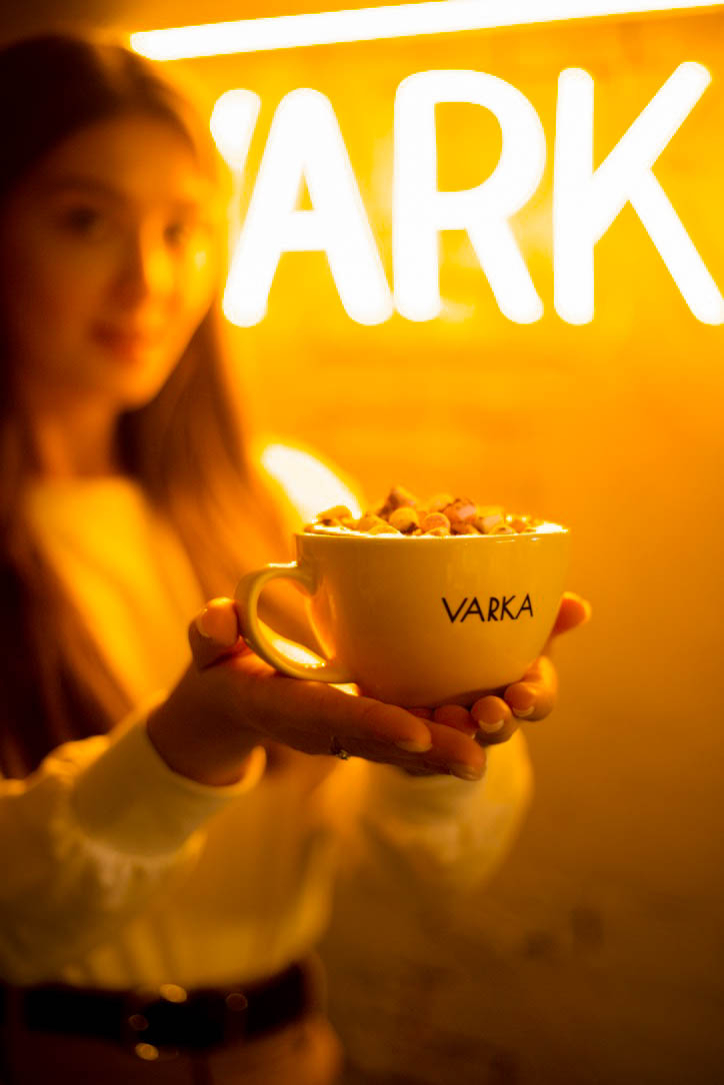 Самая атмосферная кофейня VARKA COFFEE разработала для своих гостей интересные новинки «зимнего меню»