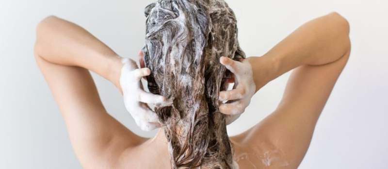 Безсульфатный шампунь для волос: как правильно выбрать