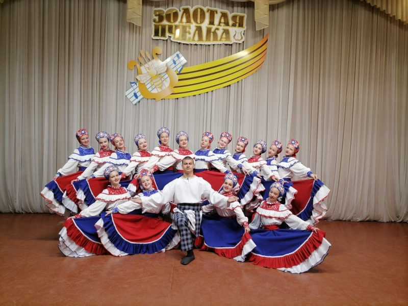 Образцовый хореографический ансамбль «Василек» покорил вершину конкурса «Золотая пчелка»