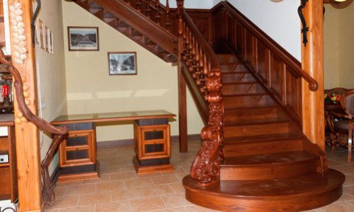 Красивые и долговечные деревянные лестницы для вашего дома