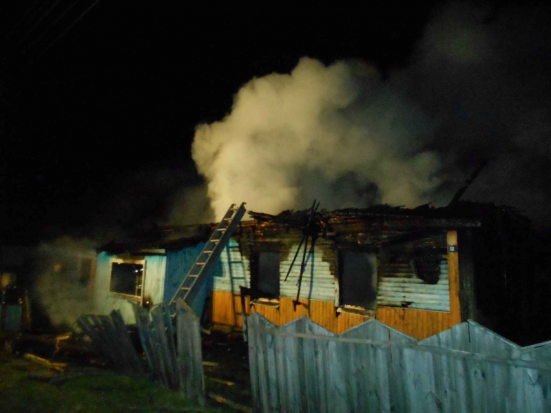 В Бобруйском районе горел жилой дом