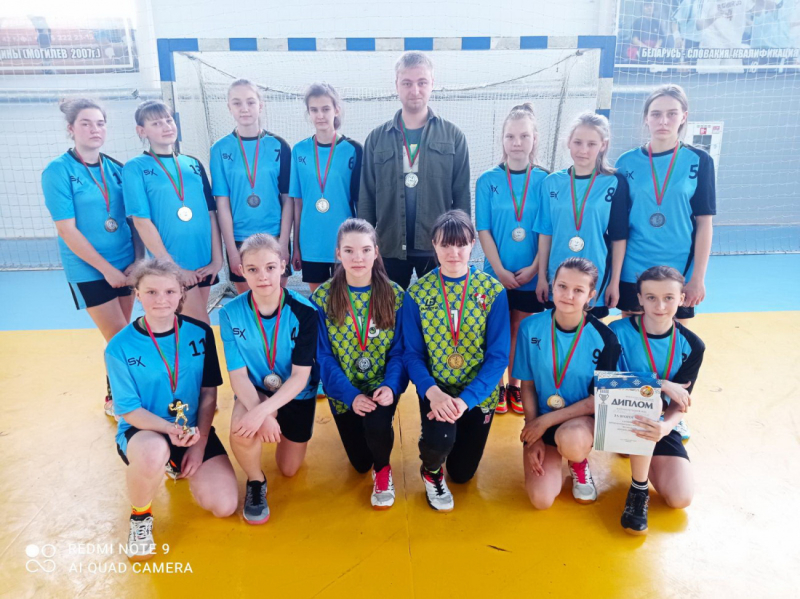 Команда Бобруйска стала второй на спартакиаде ДЮСШ Беларуси по гандболу среди девушек