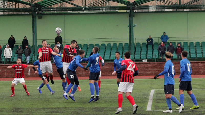 «Витебск» и «Белшина» не смогли выявить победителя в матче с четырьмя голами