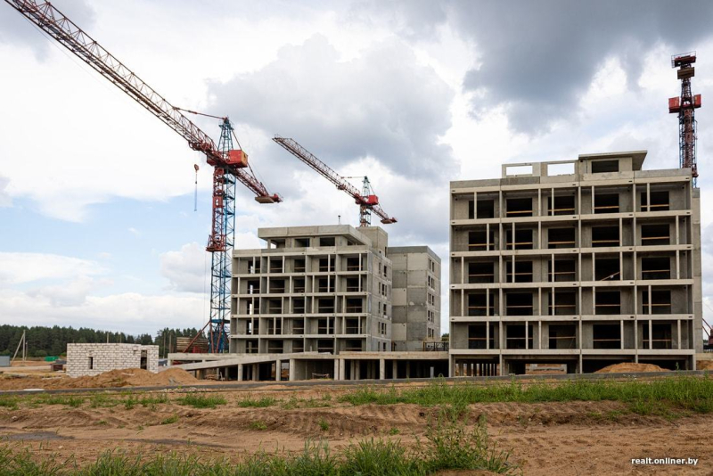 Правительство пообещало снизить цену квадратного метра жилья в Беларуси