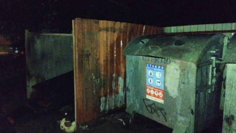 На Минской горел мусорный контейнер