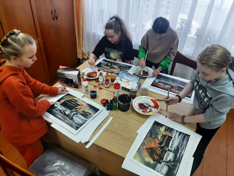 В Бобруйской районной детской школе искусств почтили память жертв Холокоста