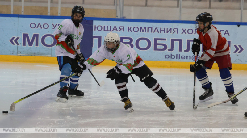 Юные покорители льда из Бобруйска участвовали в спортивном соревновании 