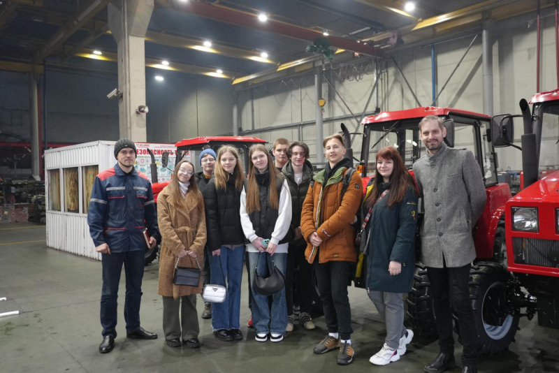 Учащиеся гимназий г. Бобруйска посетили ОАО «БЗТДиА»