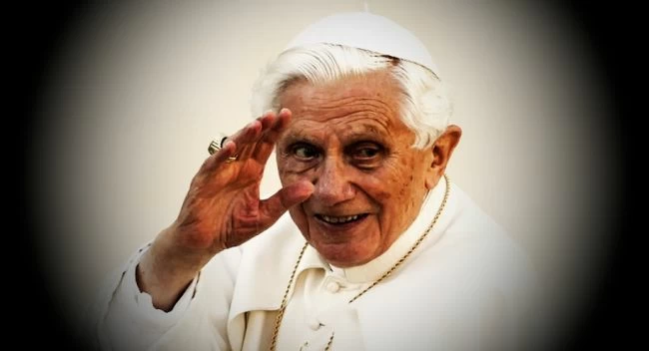 Книга соболезнований в связи со смертью Бенедикта XVI открыта в Минске