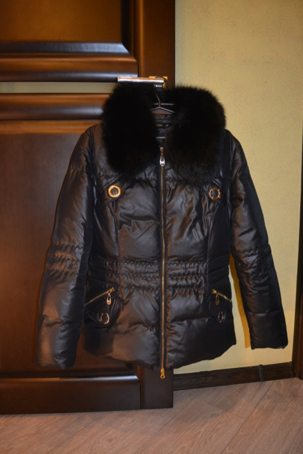 Зимняя куртка-пуховик