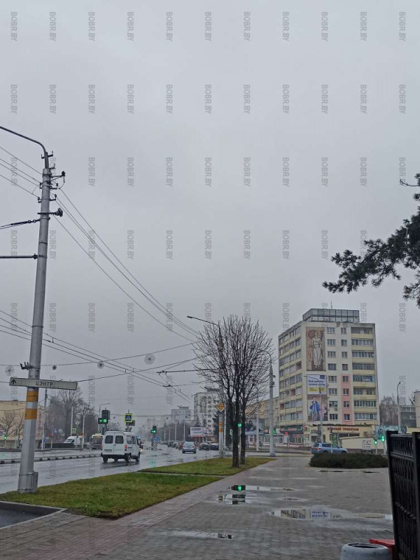 "высотки" на Минской теряются в тумане