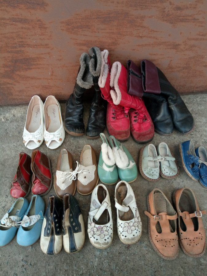 Обувь детская: босоножки, туфли, сапожки. б/у и новые