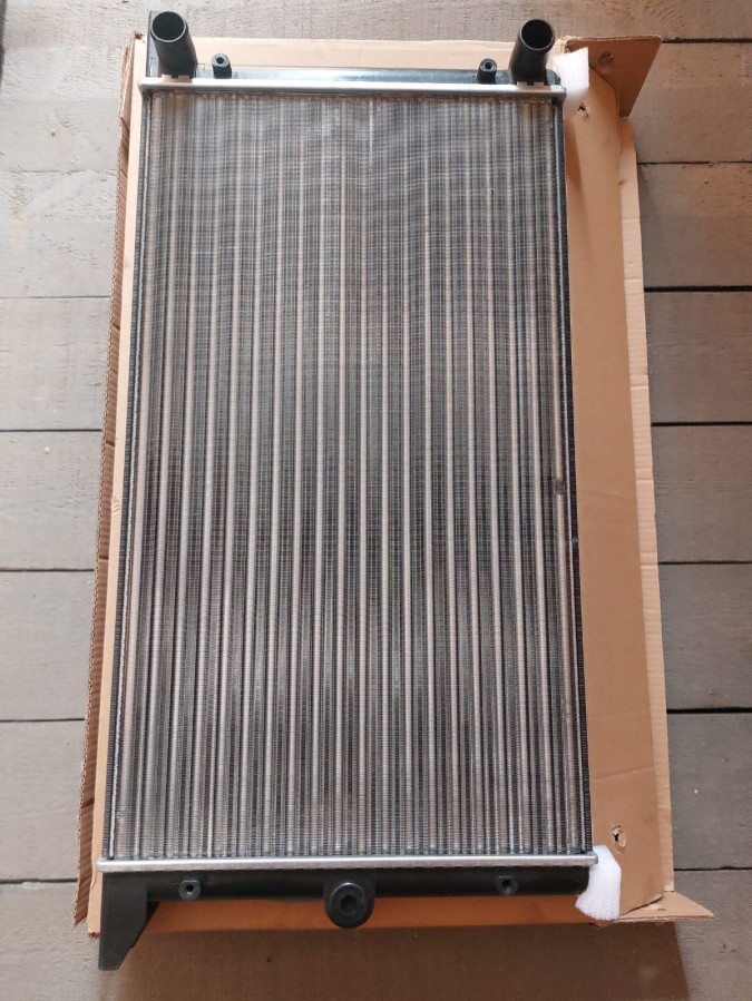 Радиатор новый для Шаран первого поколения