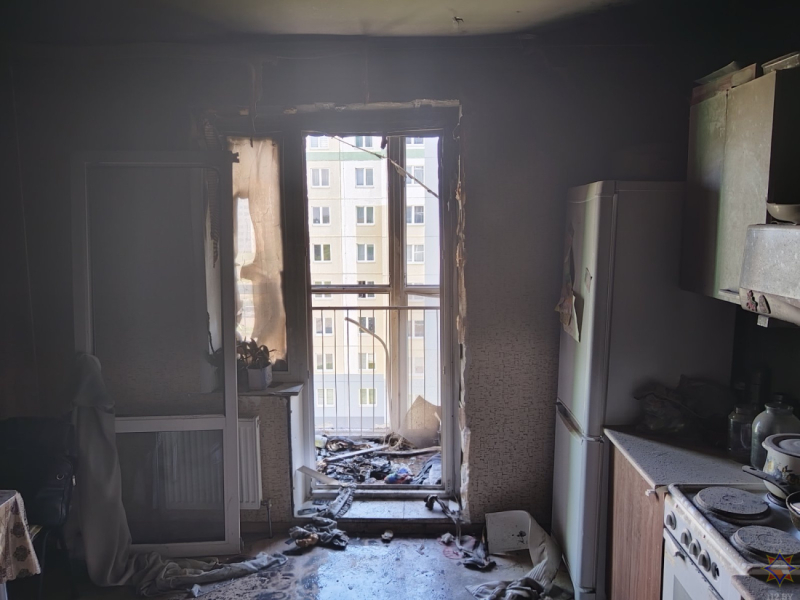 На пожаре в Могилеве работники МЧС спасли троих детей