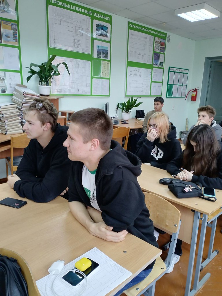 В Бобруйске для учащихся прошло мероприятие «Белорусский лён – наше национальное богатство»