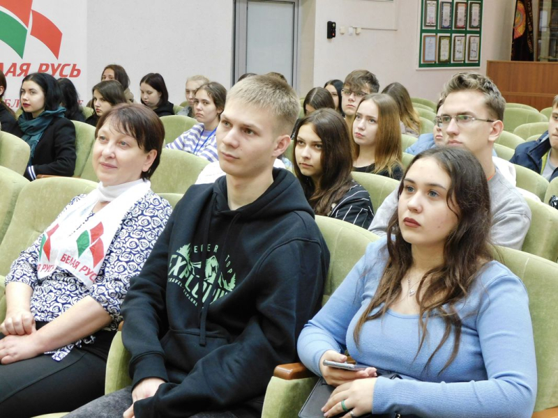 В Бобруйске «Белая Русь» открыла Школу молодого избирателя
