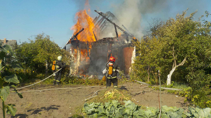 Пожилая женщина пострадала при пожаре в дачном доме в Бобруйском районе