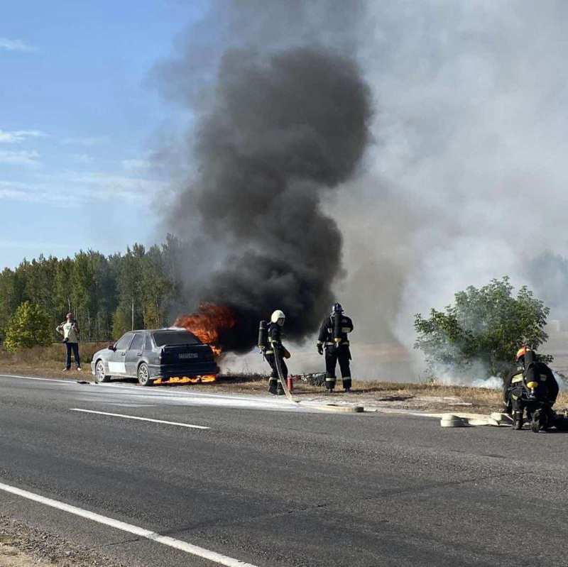 На выезде из Бобруйска на Могилев произошло ЧП — загорелась машина