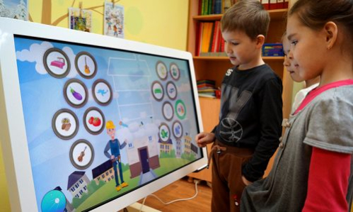 Интерактивные панели: современные технологии на службе образования