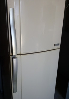 Холодильник SHARP NANO DEODORIZER (7лет)