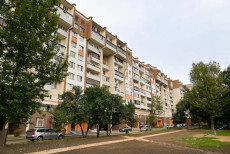 3-комнатная квартира в центре города, ул. Горького, 41. 37500 у.е