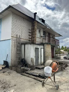 Каменщик, строители