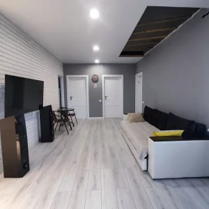 Дом с гаражом на 2 машины и участком 25 соток рядом с рекой Березина