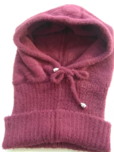 Капор женский из ангоры