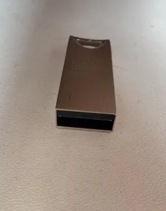 Оригинальная usd-Flash Tesla 128gb