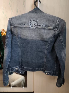 Джинсовая куртка