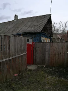 Участок с домом на пер. Транспортном (возле городского парка)
