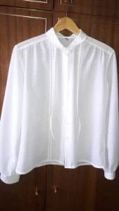 Блузку женскую