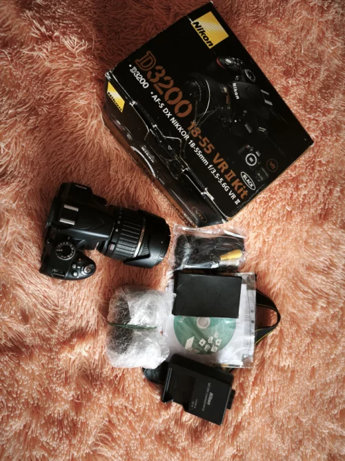 Nikon D3200 Kit 18-55mm VR + Tamron AF 18-200mm