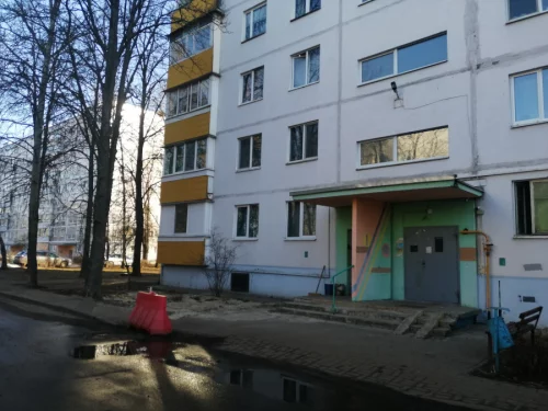 2-Х комнатную квартиру